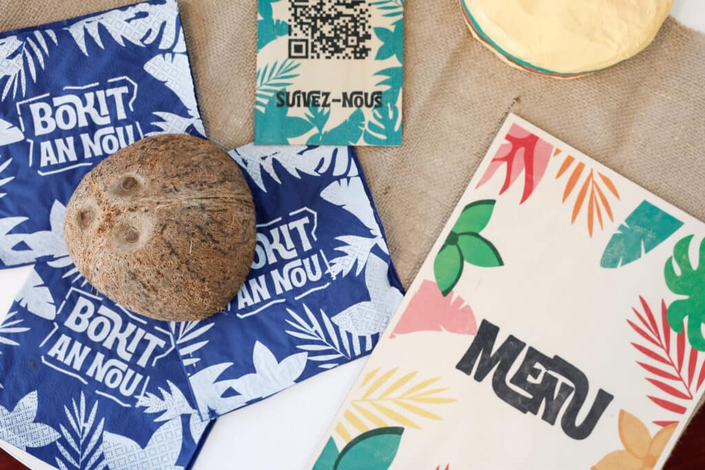 Projet de branding visuel étudiant pour un restaurant 
 – IFFDEC Design Graphique