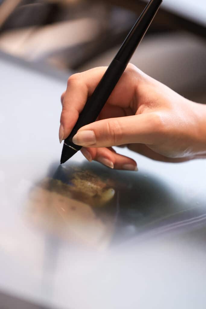 tablette graphique main