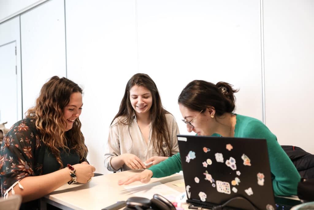 collaboration entre étudiants 