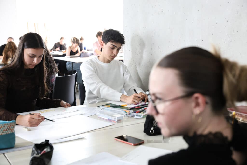 étudiants en cours 