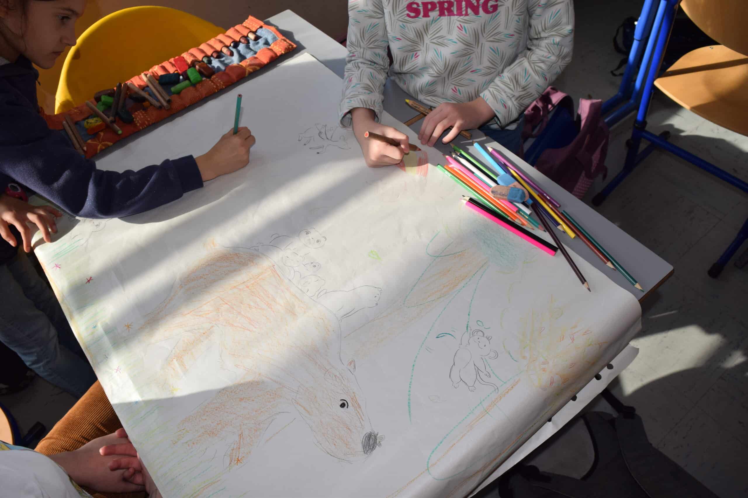 dessins pour la grande fresque imaginée par étudiants et écoliers 